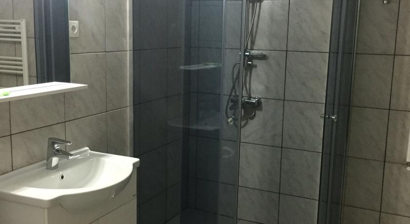 Vila Victoria Râmnicu Vâlcea エクステリア 写真