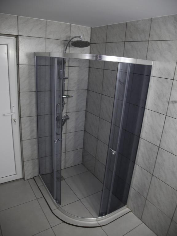 Vila Victoria Râmnicu Vâlcea エクステリア 写真